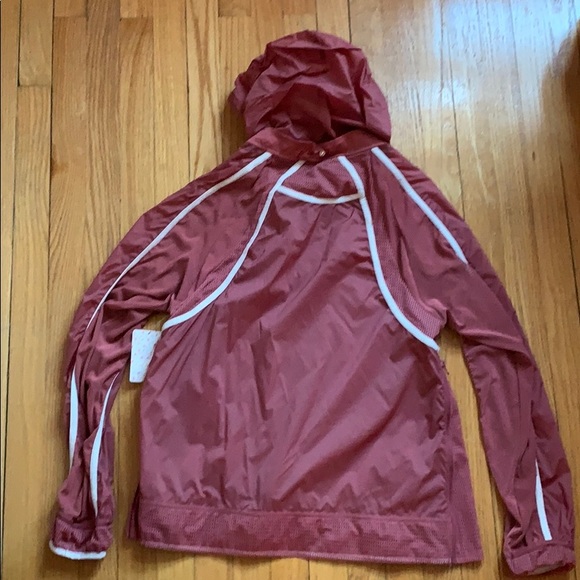 Running, rain jacket - Picture 2 of 3